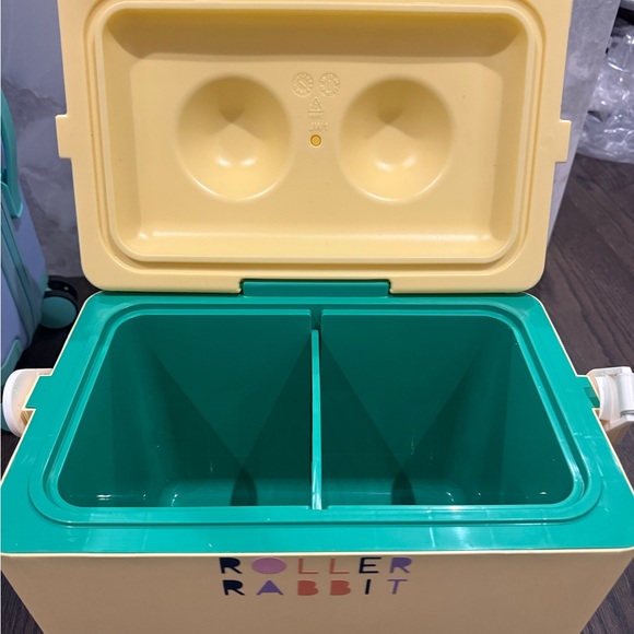 Roller Rabbit x Target Yellow Cooler - Picture 5 of 7